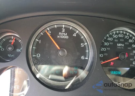 2013 Chevrolet Tahoe C1500 Lt z USA, uszkodzony, nr VIN 1GNSCBE06DR301613